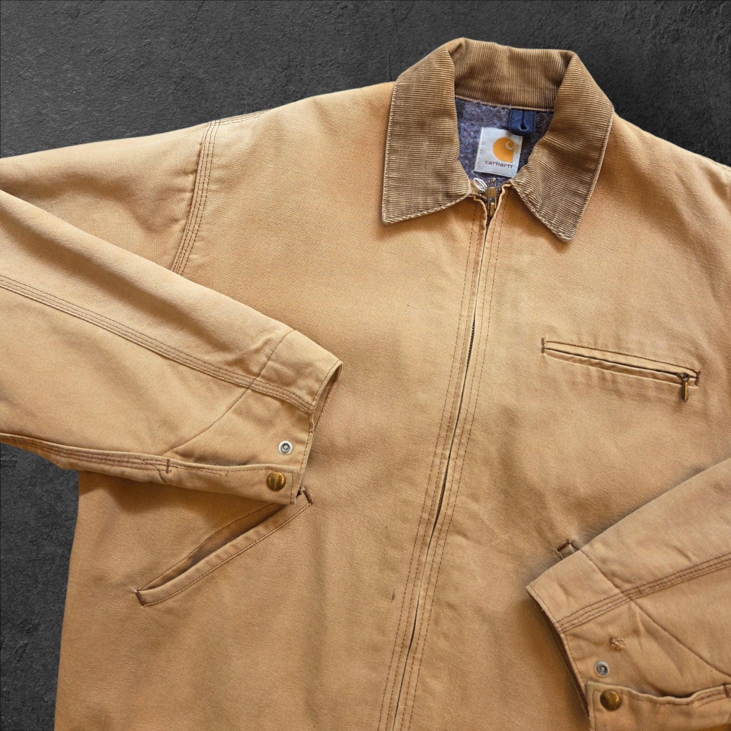 Tan Carhartt Detroit jacket No logo size XL *rare