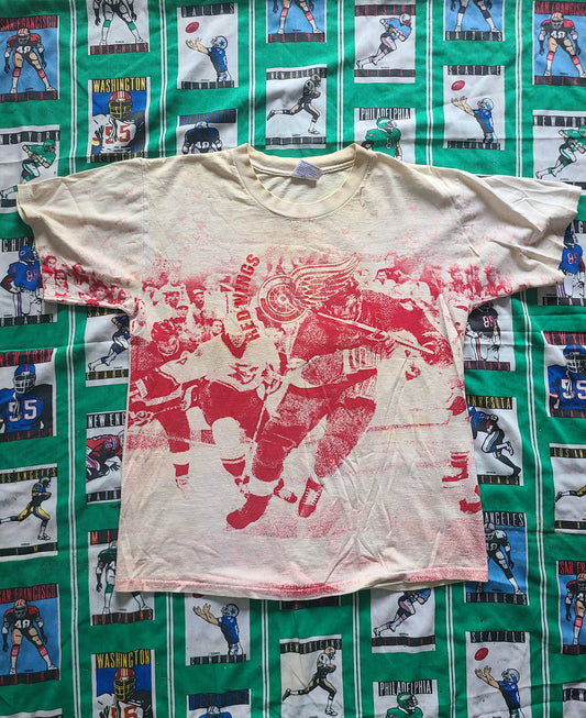 Vintage Red Wings Size Large (44)