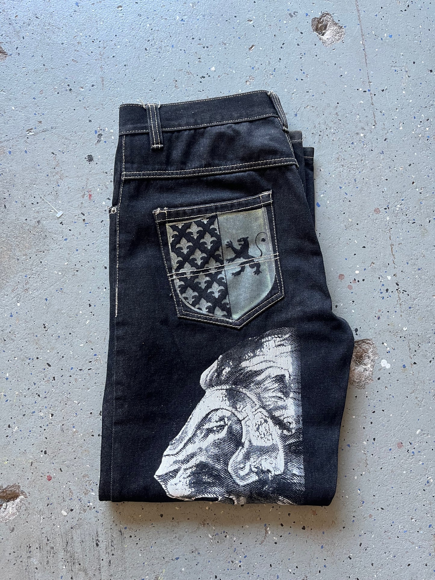 GB Denim Laboratory, NY Painted Lion Jeans Size 36x32