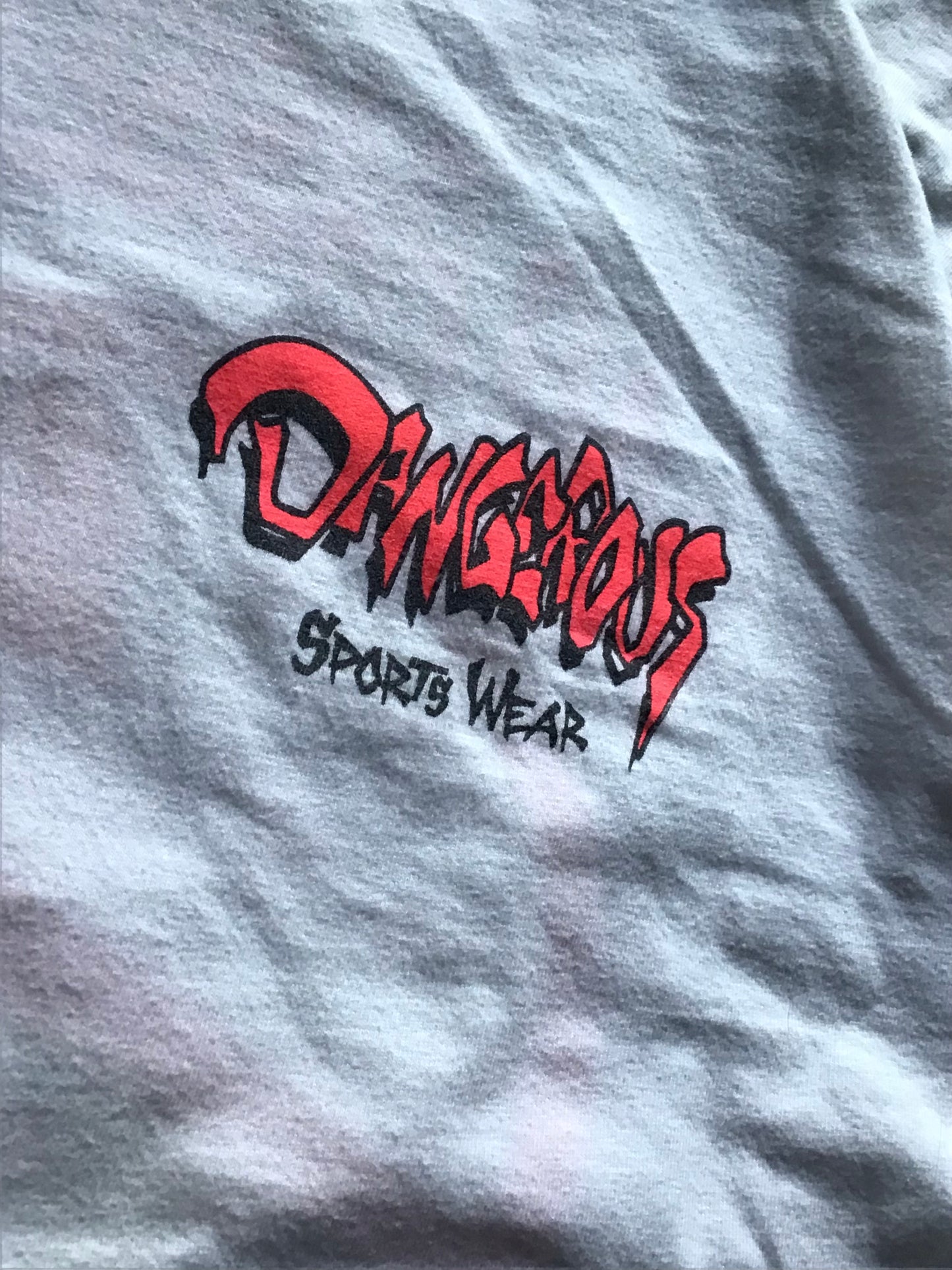 90s Parody Dangerous sportswear T-shirt “no passengers, always wear your helmet Size XL