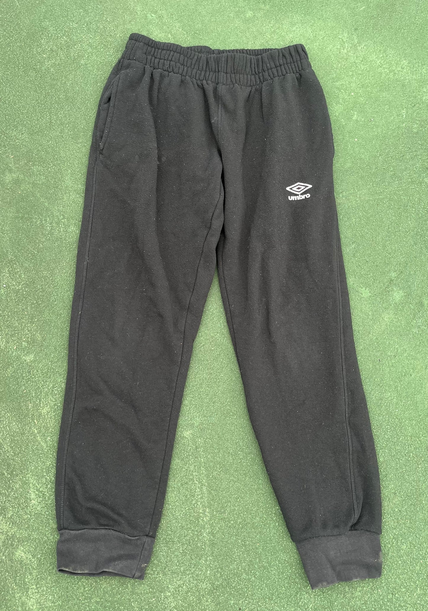 Umbro Cuffed Sweatpants Size M