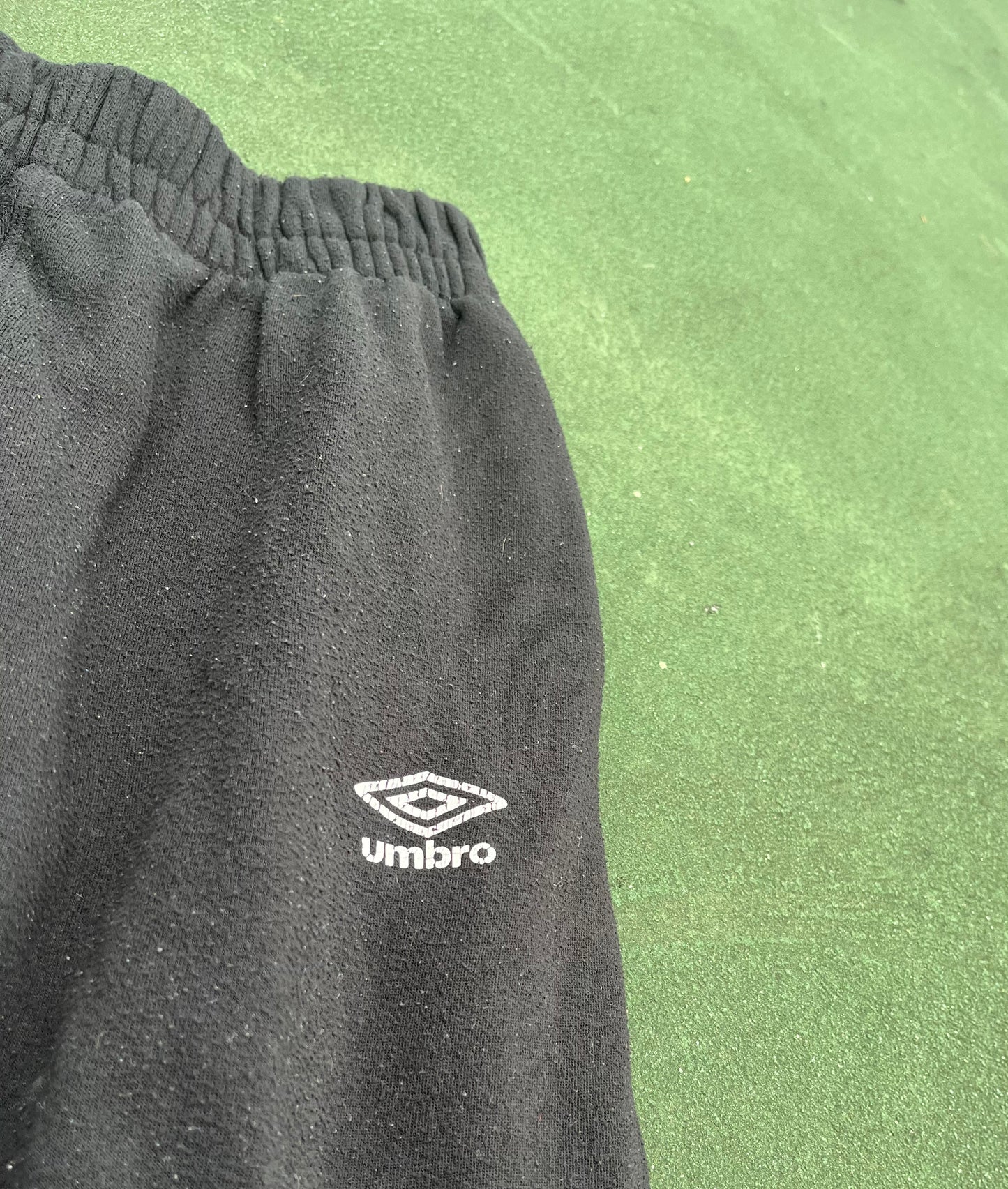 Umbro Cuffed Sweatpants Size M