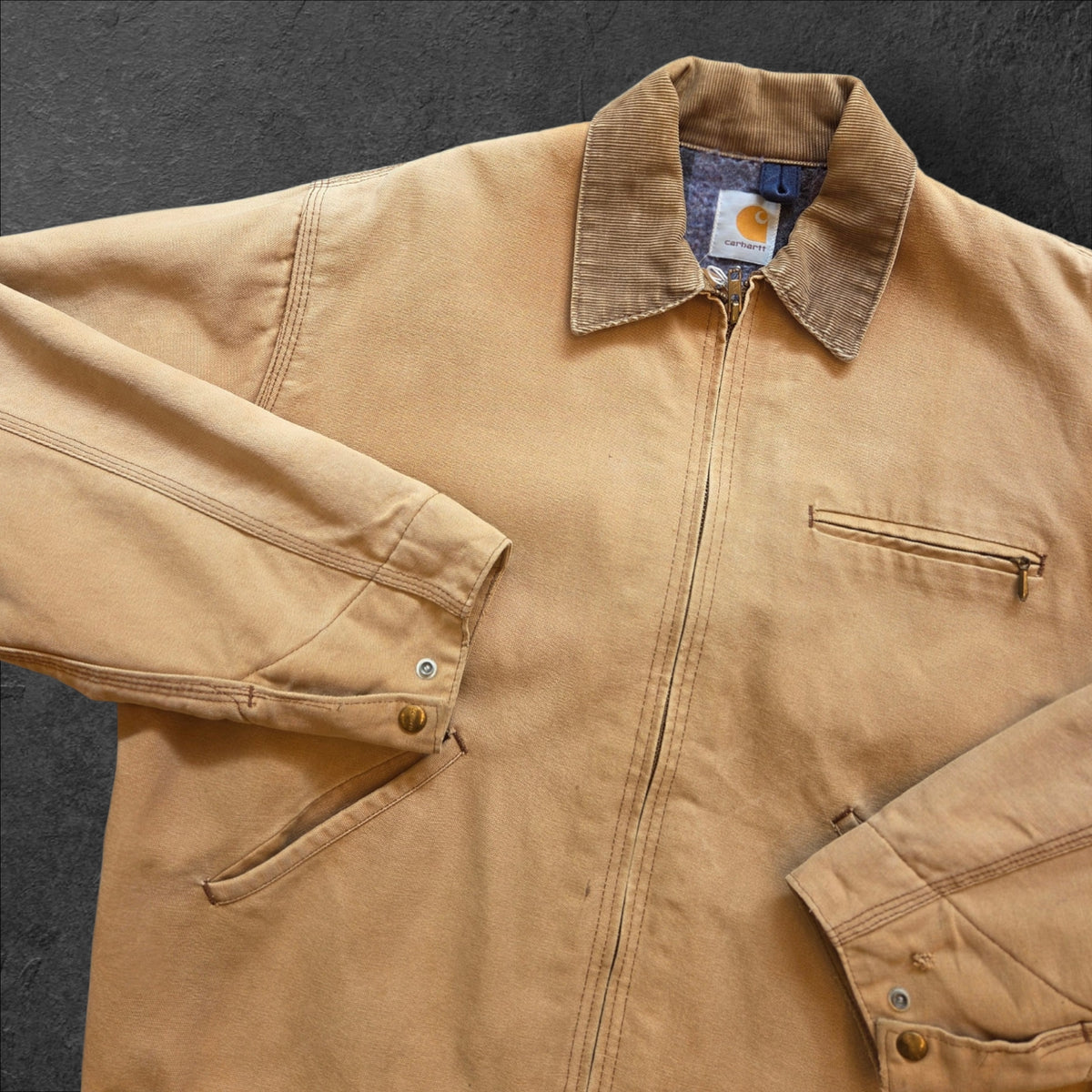 Tan Carhartt Detroit jacket No logo size XL *rare