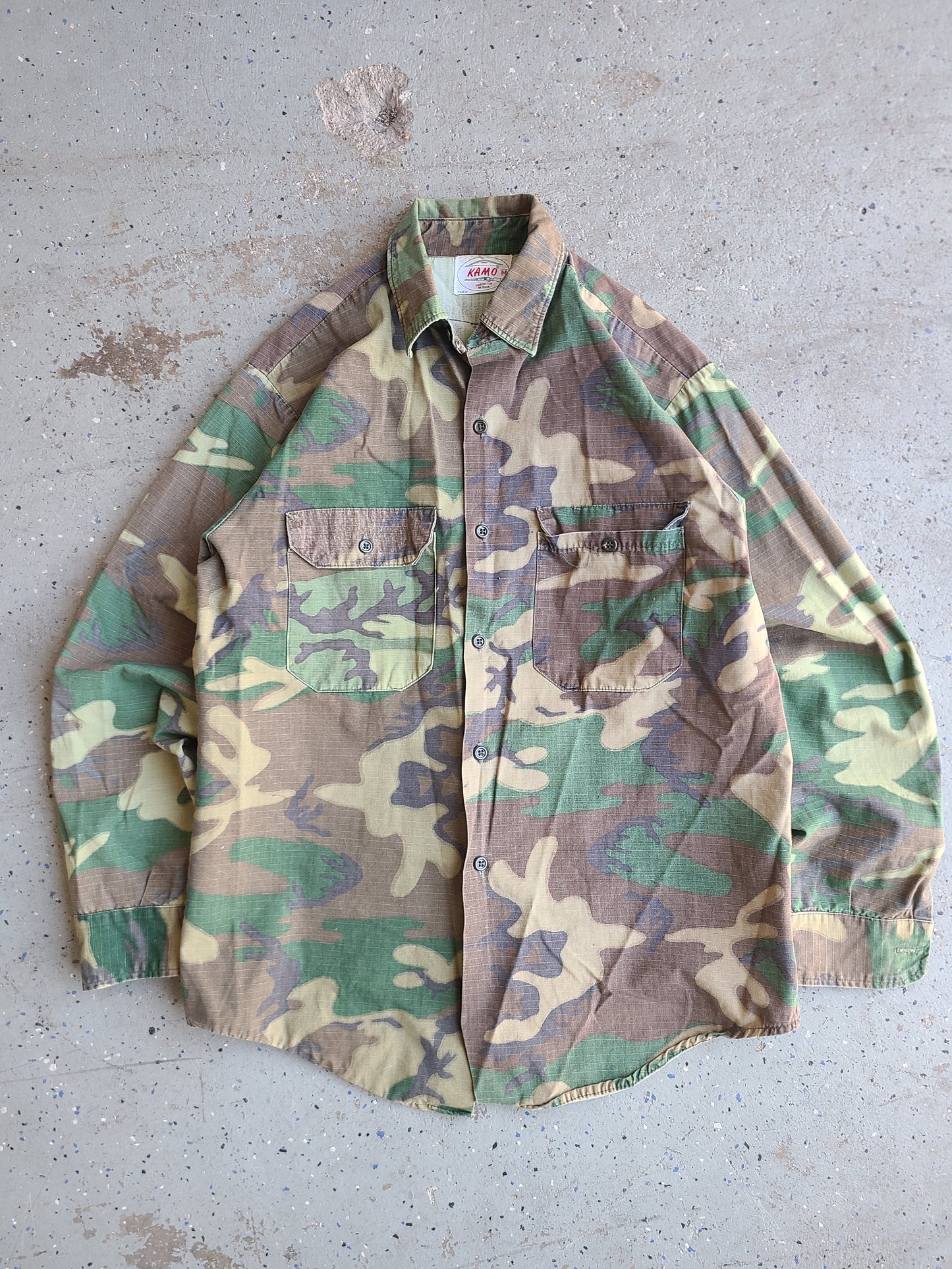 80s Kamo Camo Button-up Shirt Size Medium