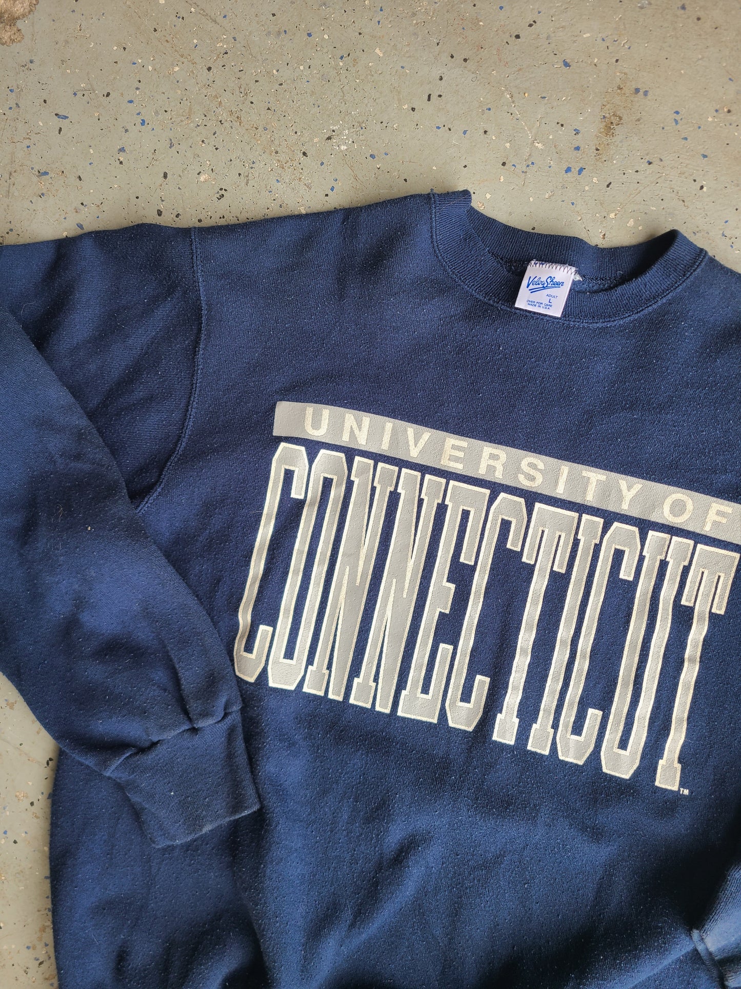 Vintage University of Connecticut Crewneck Sweatshirt Size L