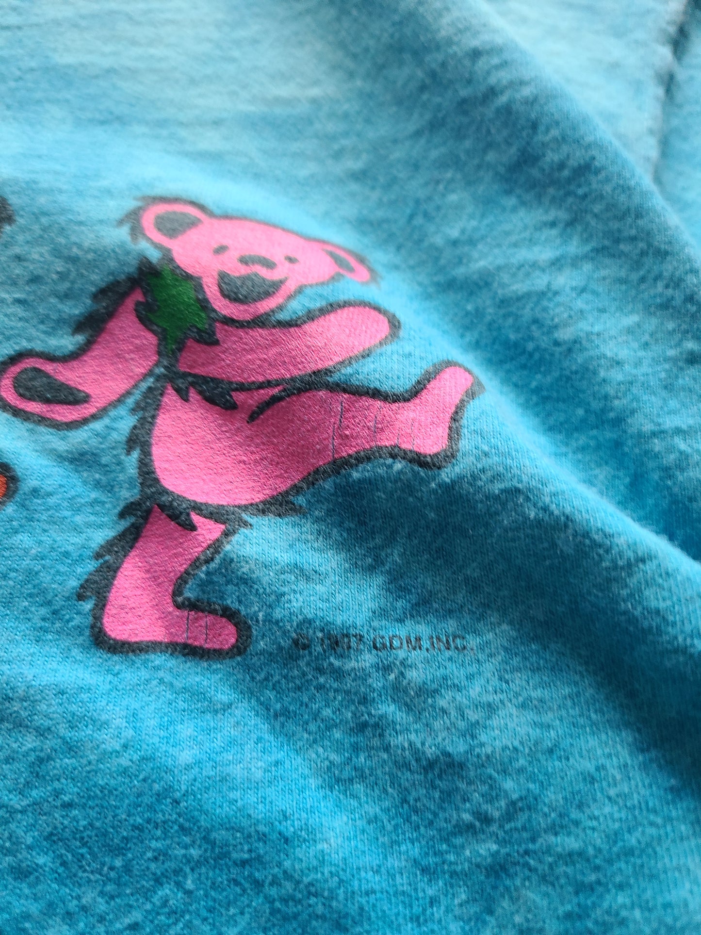 1997 Dancing Bear T-shirt Size L