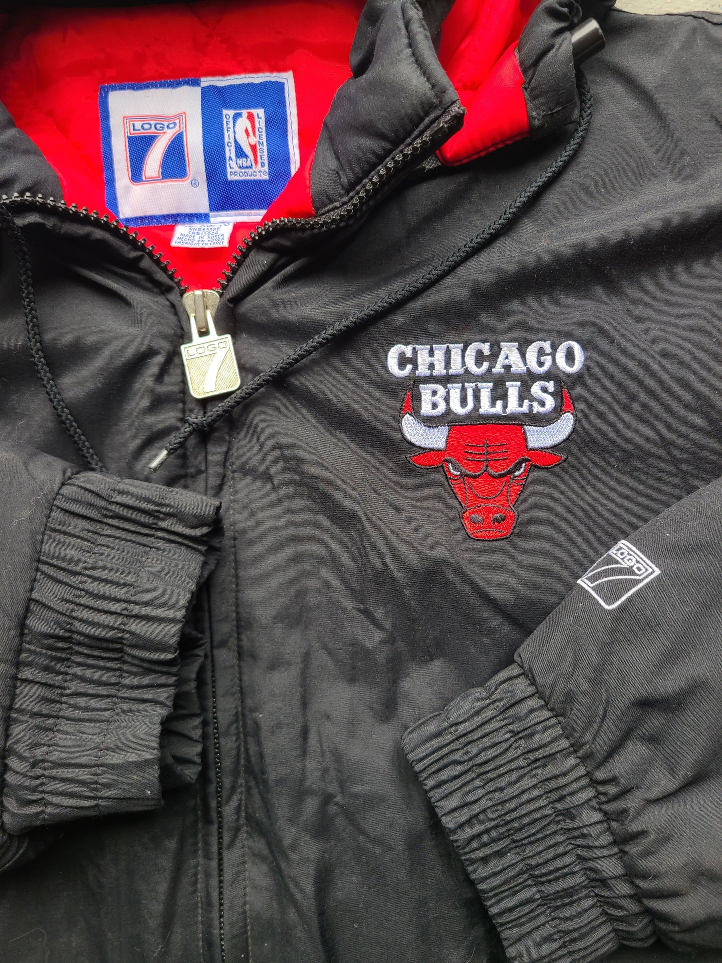 90s NBA LOGO 7 Chicago Bulls  puffer coat Size XL